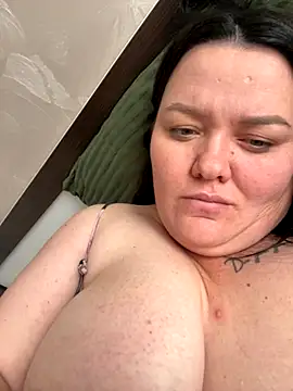 SunnyLeila2101 online show from October 2025 11:32:02 AM