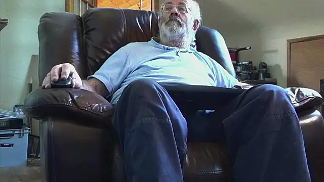 janzer13 online show from January 2026 02:10:01 PM