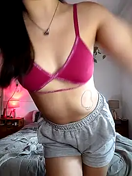 Snapshot of Maia_0 chatting on April 2026 06:34:01 PM Maia 0 online show from April 2026 06:34:01 PM