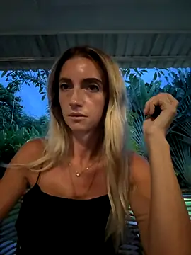 ChasingSunsets-Quinn online show from October 2025 09:47:02 PM