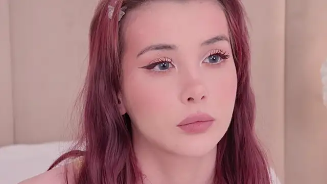 Nesolla online show from November 2025 10:48:01 AM