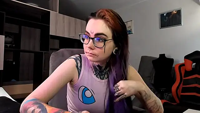 Snapshot of HighelikeGirl chatting on September 2025 09:19:02 AM HighelikeGirl online show from September 2025 09:19:02 AM