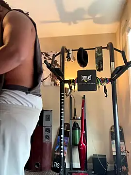 KeYBuMp323 online show from January 2026 03:38:01 PM