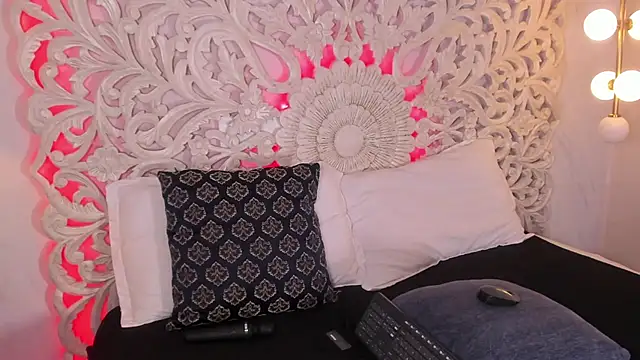 Snapshot of Odette_bulgari chatting on November 2025 11:22:02 AM Odette bulgari online show from November 2025 11:22:02 AM