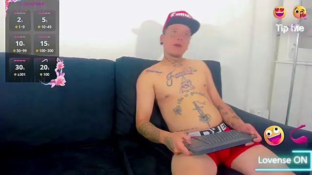 Dangerous couple  online show from September 2025 07:18:02 PM