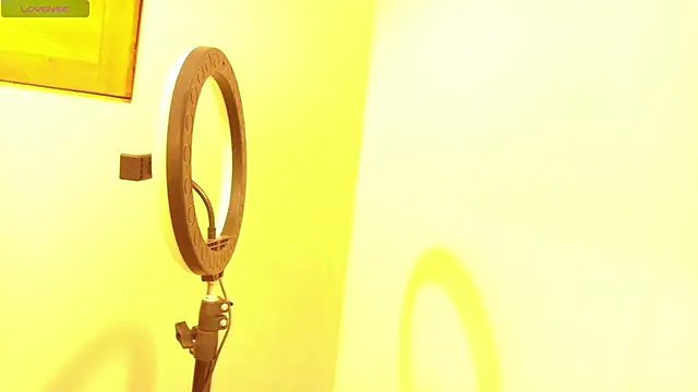 Vanessa 7  online show from September 2025 05:23:02 PM