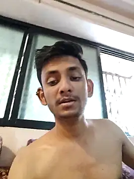 yung cplz online show from December 2025 05:59:02 AM