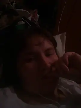 Romashka33011 online show from October 2025 04:38:02 PM