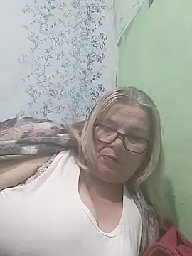 MargaritaSweet51 online show from April 2026 11:32:02 PM