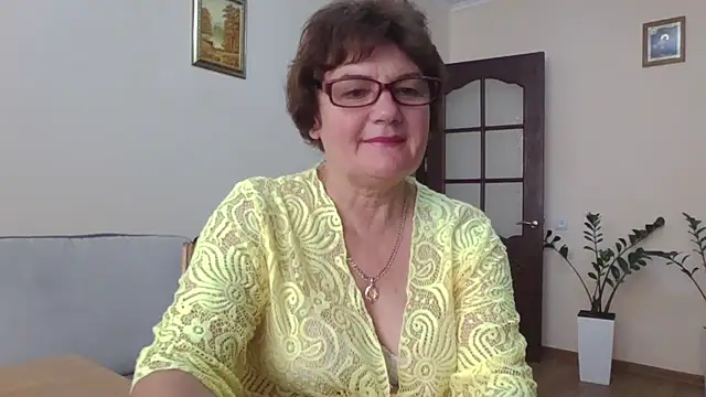 Galina56301 online show from September 2025 12:38:02 PM
