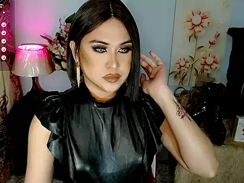 Snapshot of Pukesavurrat chatting on June 2026 03:52:02 AM Pukesavurrat online show from June 2026 03:52:02 AM