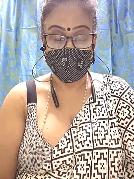 sweet-lotus online show from November 2025 04:46:01 PM