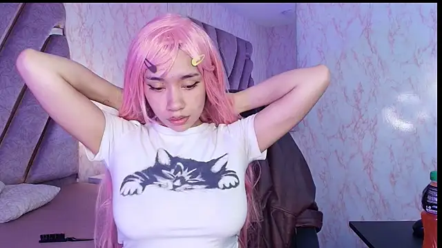 Snapshot of redd_pandaa chatting on June 2026 03:32:02 AM redd pandaa online show from June 2026 03:32:02 AM