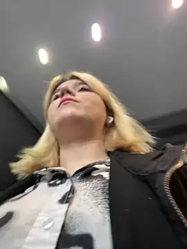 Snapshot of Cherry___Blossom chatting on September 2025 11:10:01 AM Cherry Blossom online show from September 2025 11:10:01 AM