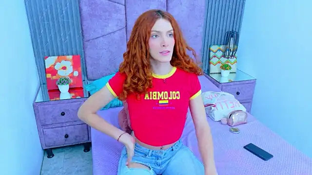 Emma Lodge online show from November 2025 07:24:01 PM