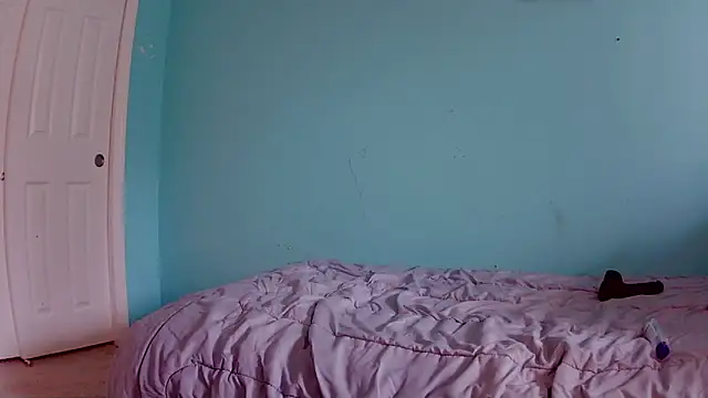 Snapshot of RhondaRump chatting on December 2025 06:03:02 PM RhondaRump online show from December 2025 06:03:02 PM