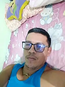 chamo9028 online show from May 2026 06:02:01 PM