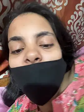 Snapshot of Sandhya_77 chatting on May 2026 06:10:02 AM Sandhya 77 online show from May 2026 06:10:02 AM