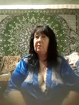 CrystalLime6411 online show from September 2025 06:43:02 PM