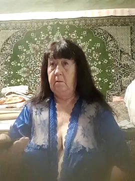 CrystalLime6411 online show from November 2025 11:03:01 PM