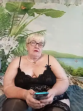 VioletSweet5566 online show from July 2026 06:06:01 AM