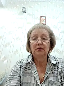 AlikaSwan5821 online show from December 2025 08:36:02 PM