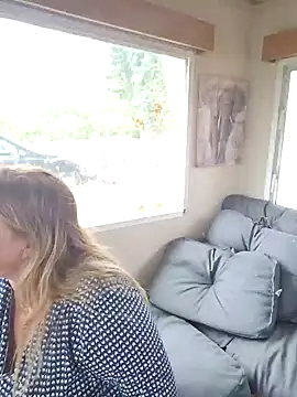 Misspapillon1840 online show from November 2025 10:48:01 AM