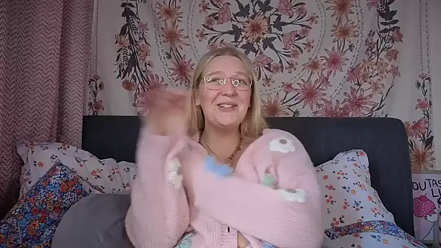 Daisyxoxo  online show from November 2025 09:53:02 AM