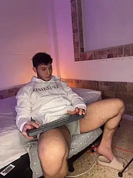 max valiant1 online show from November 2025 08:18:02 PM