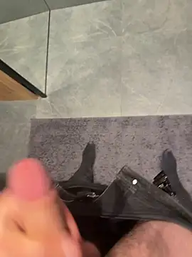 Snapshot of cumshot_foryou chatting on April 2026 12:19:02 AM cumshot foryou online show from April 2026 12:19:02 AM