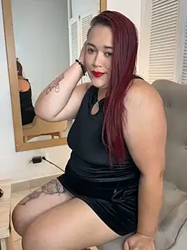 Snapshot of IvyPalacios chatting on October 2025 11:44:02 AM IvyPalacios online show from October 2025 11:44:02 AM