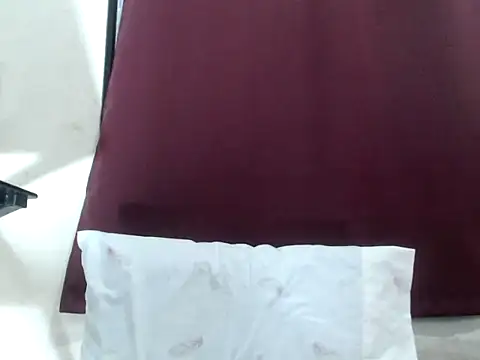 Snapshot of yourloving_maris chatting on March 2026 03:50:01 PM yourloving maris online show from March 2026 03:50:01 PM