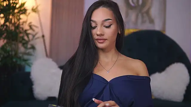 NinaSolenne online show from November 2025 07:37:01 PM