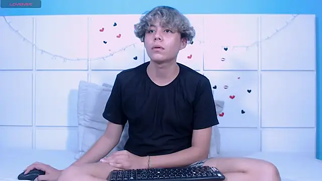 Snapshot of NathanBell chatting on September 2025 07:55:02 AM NathanBell online show from September 2025 07:55:02 AM