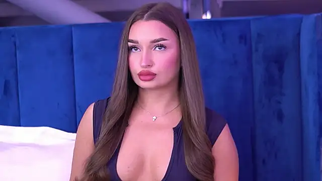 MillaSerene online show from October 2025 04:26:01 AM