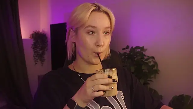 CinBellamy online show from October 2025 05:48:01 AM