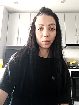 Snapshot of Princessa99885 chatting on May 2026 06:42:02 AM Princessa99885 online show from May 2026 06:42:02 AM