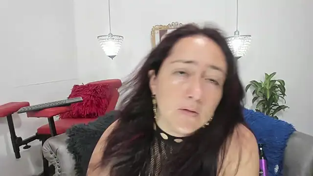 Snapshot of naughty_milf_esmeralda chatting on July 2026 02:29:01 AM naughty milf esmeralda online show from July 2026 02:29:01 AM