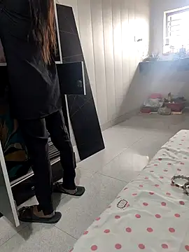 Radhika 01 online show from November 2025 04:33:02 AM