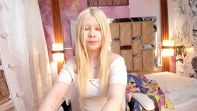 Melody Lolii online show from October 2025 05:57:02 PM