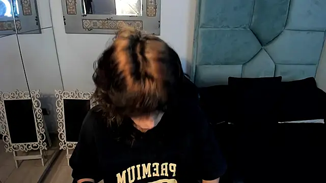 Dereck Manson online show from November 2025 11:54:01 AM