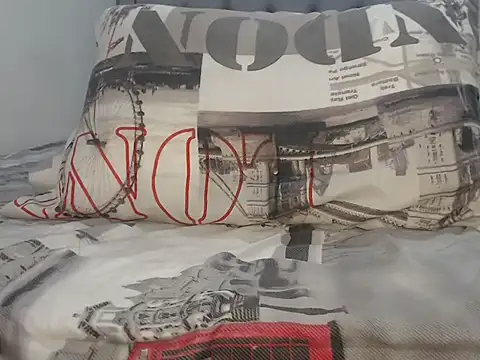 nahomibeckers online show from November 2025 05:05:02 PM