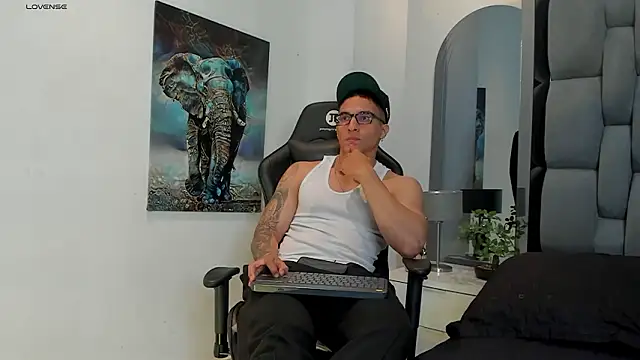 Dash Bukoski online show from February 2026 12:12:01 PM