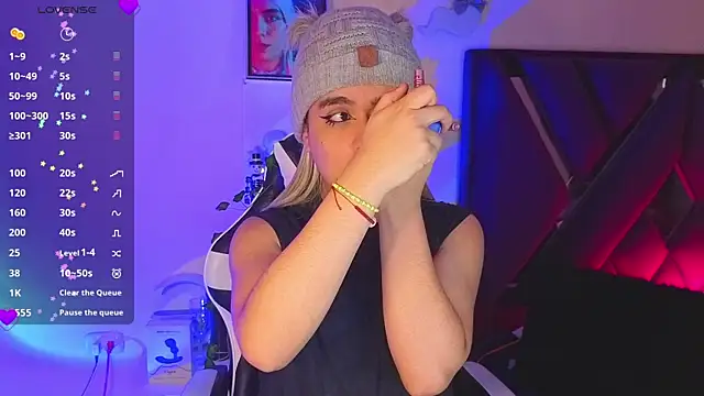 derek greyy  online show from November 2025 06:41:02 PM