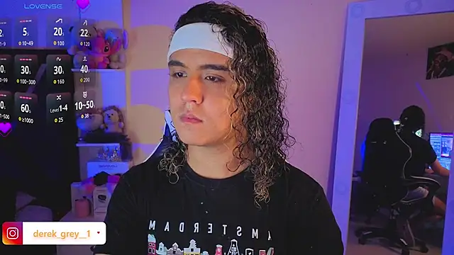 derek greyy  online show from March 2026 09:21:02 PM