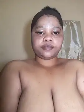 Snapshot of PRINCESSEMELXX93 chatting on October 2025 01:31:01 AM PRINCESSEMELXX93 online show from October 2025 01:31:01 AM