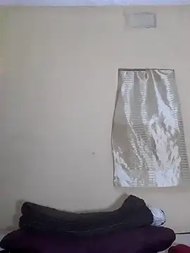 Snapshot of PRINCESSEMELXX93 chatting on December 2025 02:39:01 AM PRINCESSEMELXX93 online show from December 2025 02:39:01 AM