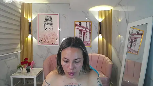 Jade Jones a online show from November 2025 03:38:01 AM