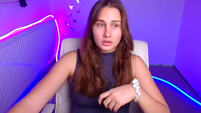 Stefanie Sweet online show from October 2025 05:26:02 AM