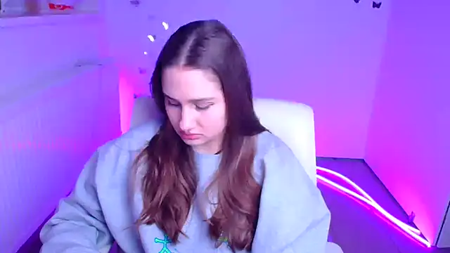 Stefanie Sweet online show from January 2026 12:32:02 PM